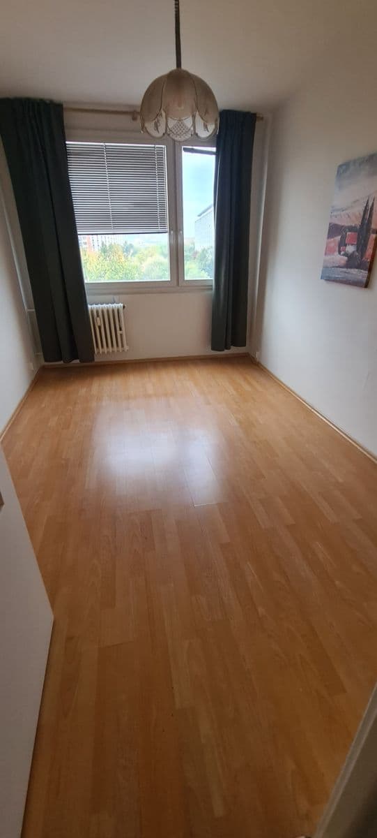 2 bedroom with open-plan kitchen flat to rent, 66 m², Třebenická, Prague, Prague 2 bedroom with open-plan kitchen flat to rent, 66 m², Třebenická, Prague, Prague