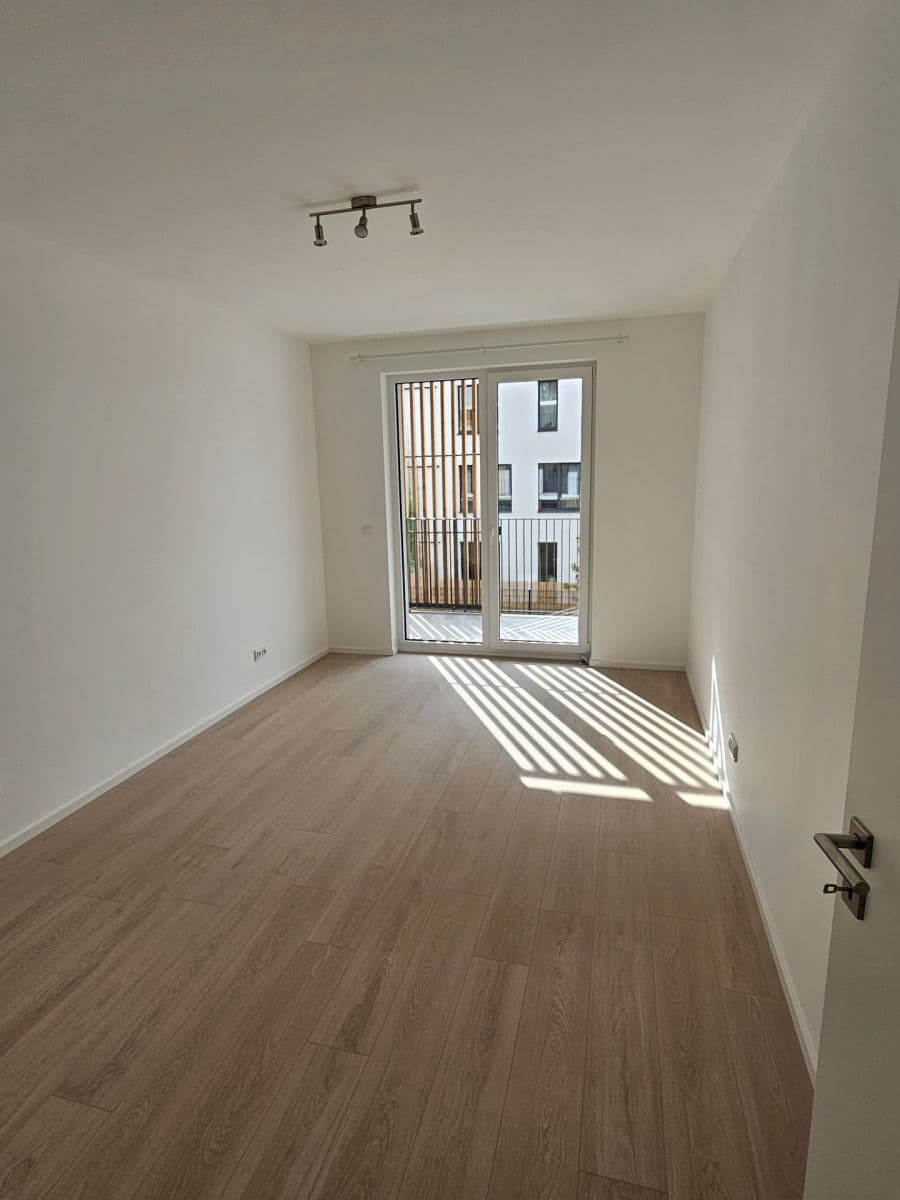 1 bedroom with open-plan kitchen flat to rent, 52 m², Kladno, Středočeský Region 1 bedroom with open-plan kitchen flat to rent, 52 m², Kladno, Středočeský Region