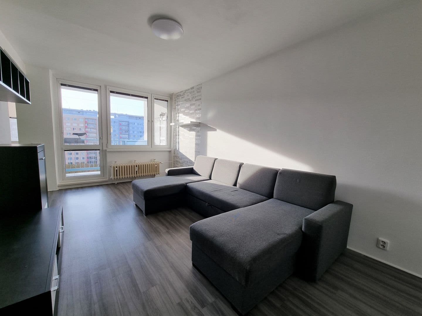 3 bedroom flat to rent, 64 m², Taussigova, Prague, Prague 3 bedroom flat to rent, 64 m², Taussigova, Prague, Prague