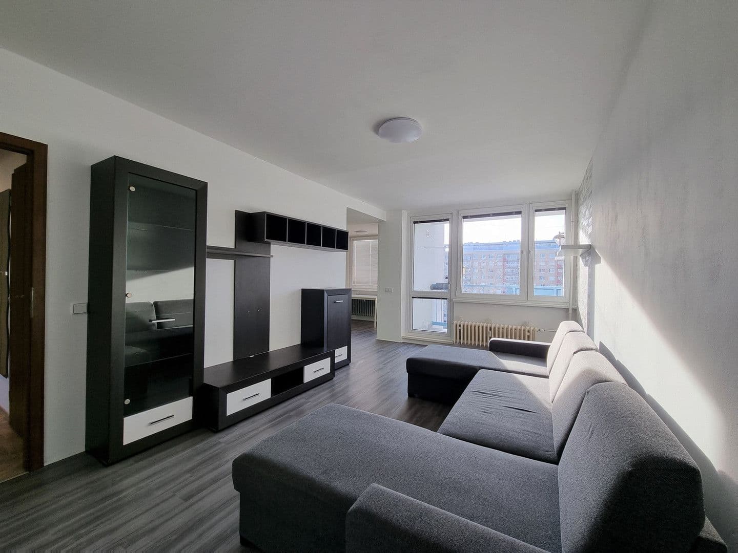 3 bedroom flat to rent, 64 m², Taussigova, Prague, Prague 3 bedroom flat to rent, 64 m², Taussigova, Prague, Prague