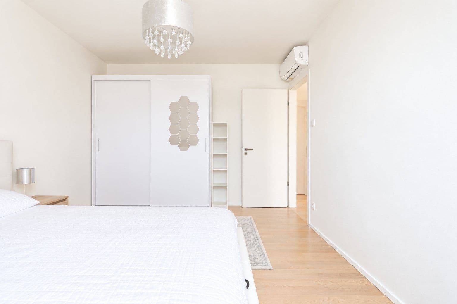 3 bedroom with open-plan kitchen flat to rent, 93 m², Urxova, Prague, Prague 3 bedroom with open-plan kitchen flat to rent, 93 m², Urxova, Prague, Prague