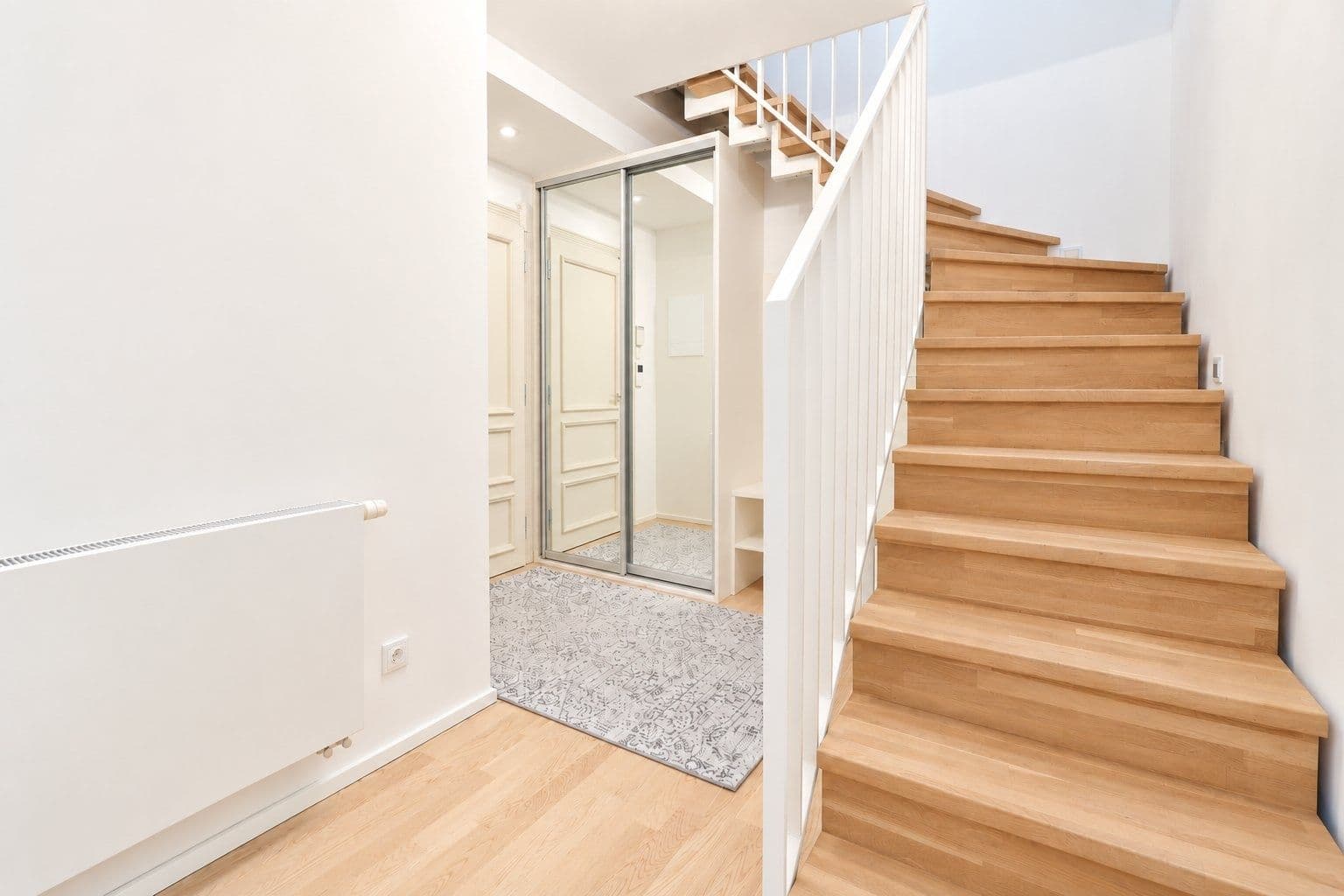 3 bedroom with open-plan kitchen flat to rent, 93 m², Urxova, Prague, Prague 3 bedroom with open-plan kitchen flat to rent, 93 m², Urxova, Prague, Prague