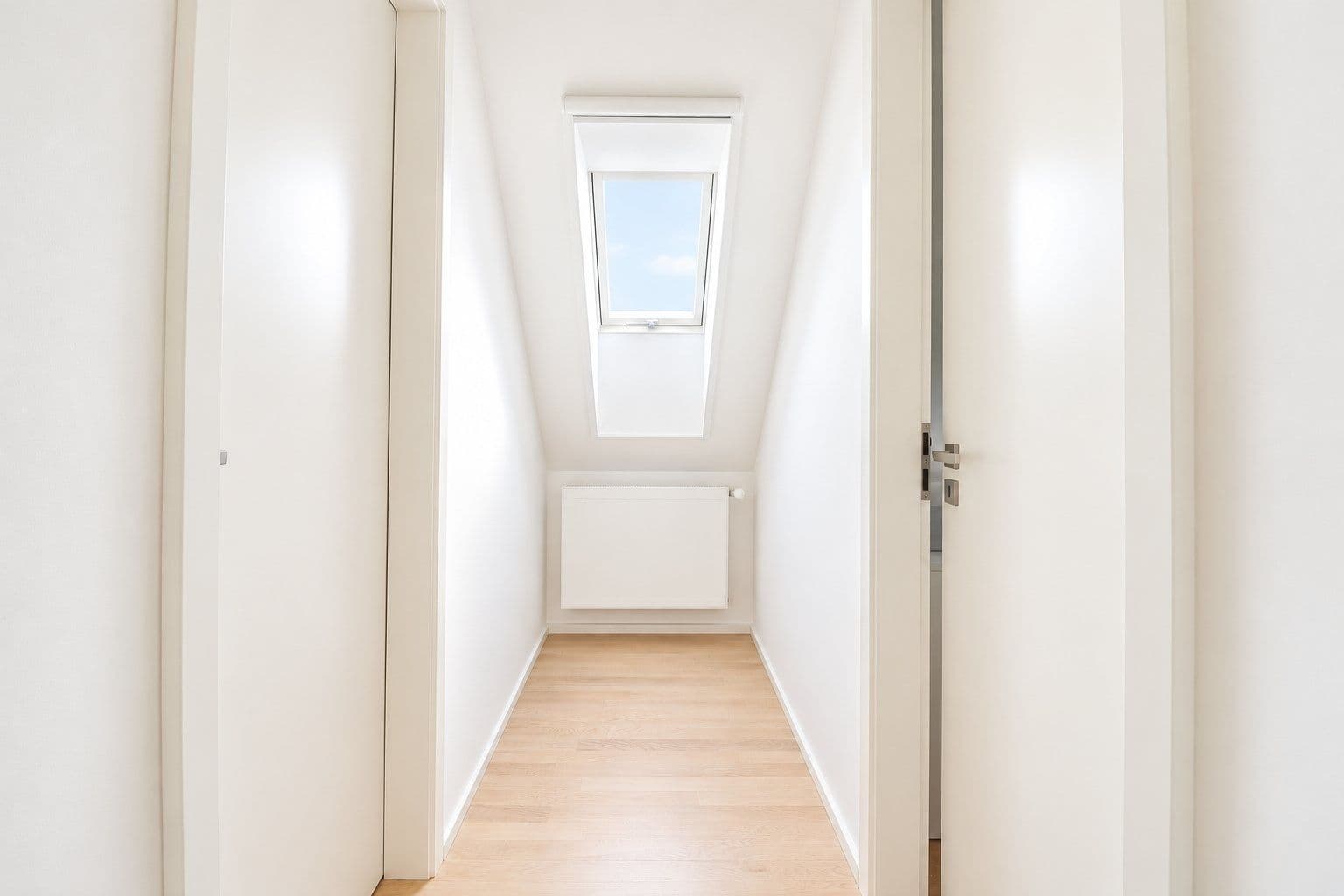 3 bedroom with open-plan kitchen flat to rent, 93 m², Urxova, Prague, Prague 3 bedroom with open-plan kitchen flat to rent, 93 m², Urxova, Prague, Prague