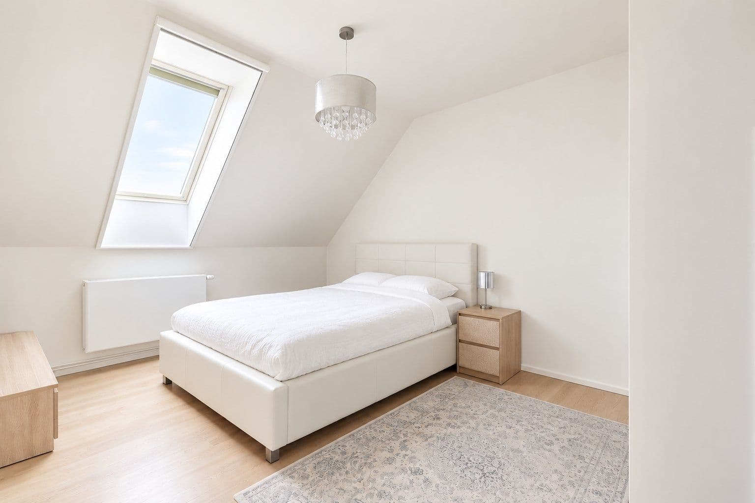 3 bedroom with open-plan kitchen flat to rent, 93 m², Urxova, Prague, Prague 3 bedroom with open-plan kitchen flat to rent, 93 m², Urxova, Prague, Prague