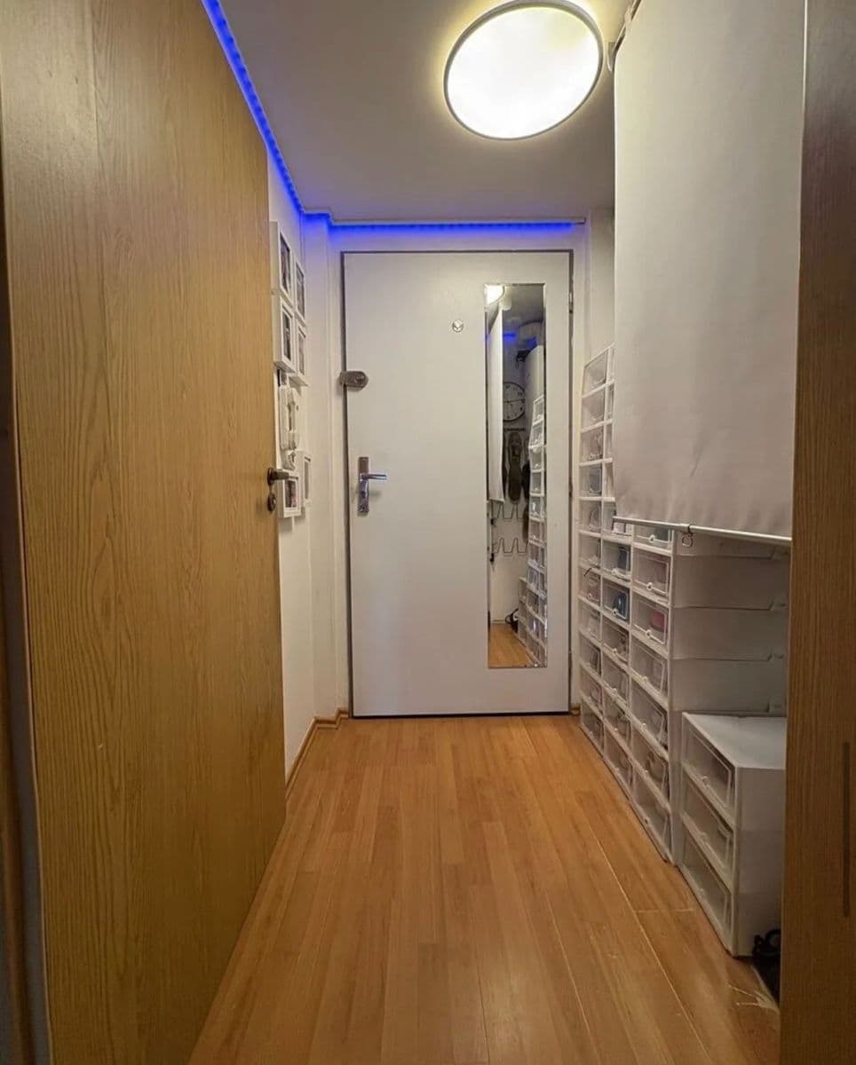 1 bedroom with open-plan kitchen flat for sale, 44 m², Buchovcova, Prague, Prague 1 bedroom with open-plan kitchen flat for sale, 44 m², Buchovcova, Prague, Prague