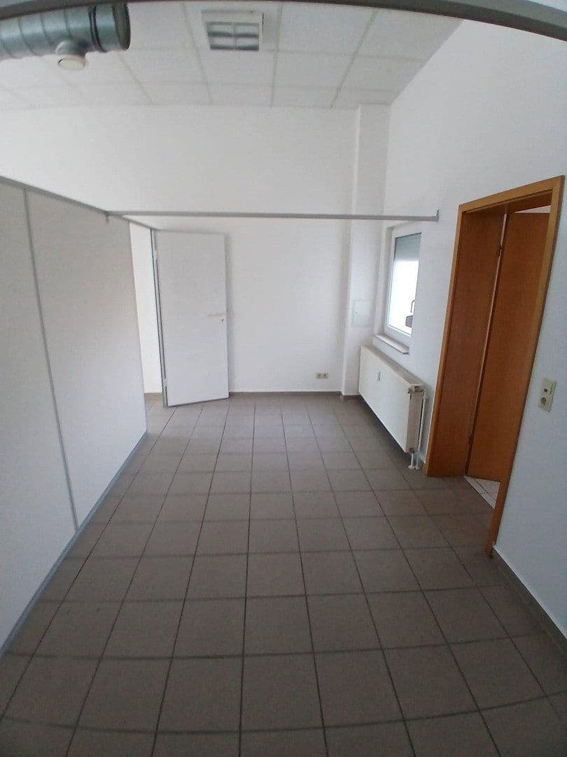office to rent, 115 m², Porsestr. 3, Dessau-Rosslau, Saxony-Anhalt office to rent, 115 m², Porsestr. 3, Dessau-Rosslau, Saxony-Anhalt