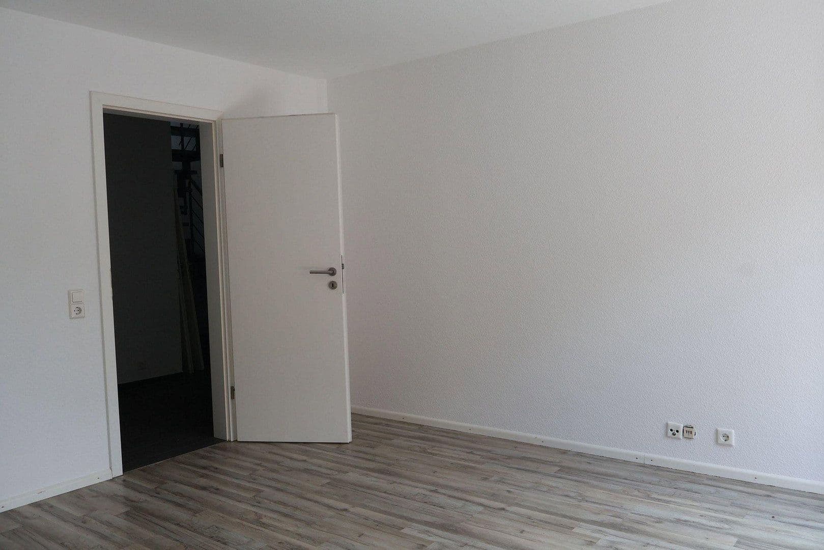 2 bedroom with open-plan kitchen flat to rent, 119 m², Wehr, Baden-Württemberg 2 bedroom with open-plan kitchen flat to rent, 119 m², Wehr, Baden-Württemberg