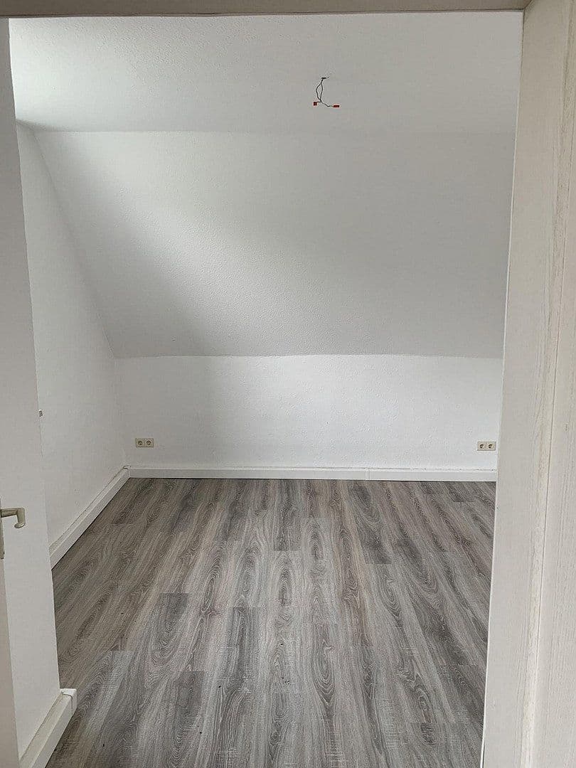 3 bedroom flat to rent, 68 m², Seligenstädter Straße 12, Gera - Aga, Thuringia 3 bedroom flat to rent, 68 m², Seligenstädter Straße 12, Gera - Aga, Thuringia