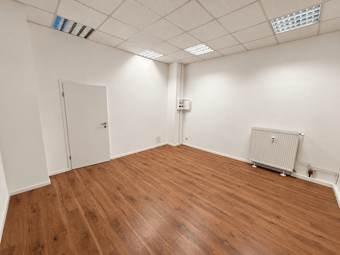 office to rent, 59 m², Dresdner Straße 275, Freital, Saxony office to rent, 59 m², Dresdner Straße 275, Freital, Saxony
