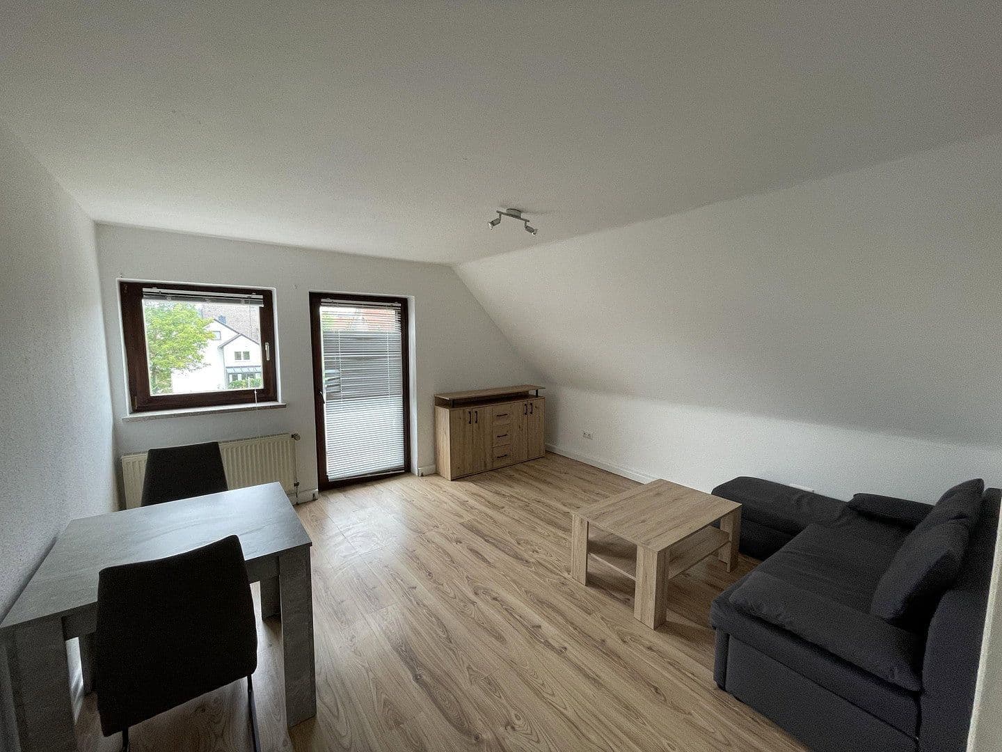 1 bedroom with open-plan kitchen flat to rent, 65 m², Forster Weg, Hamelin, Lower Saxony 1 bedroom with open-plan kitchen flat to rent, 65 m², Forster Weg, Hamelin, Lower Saxony