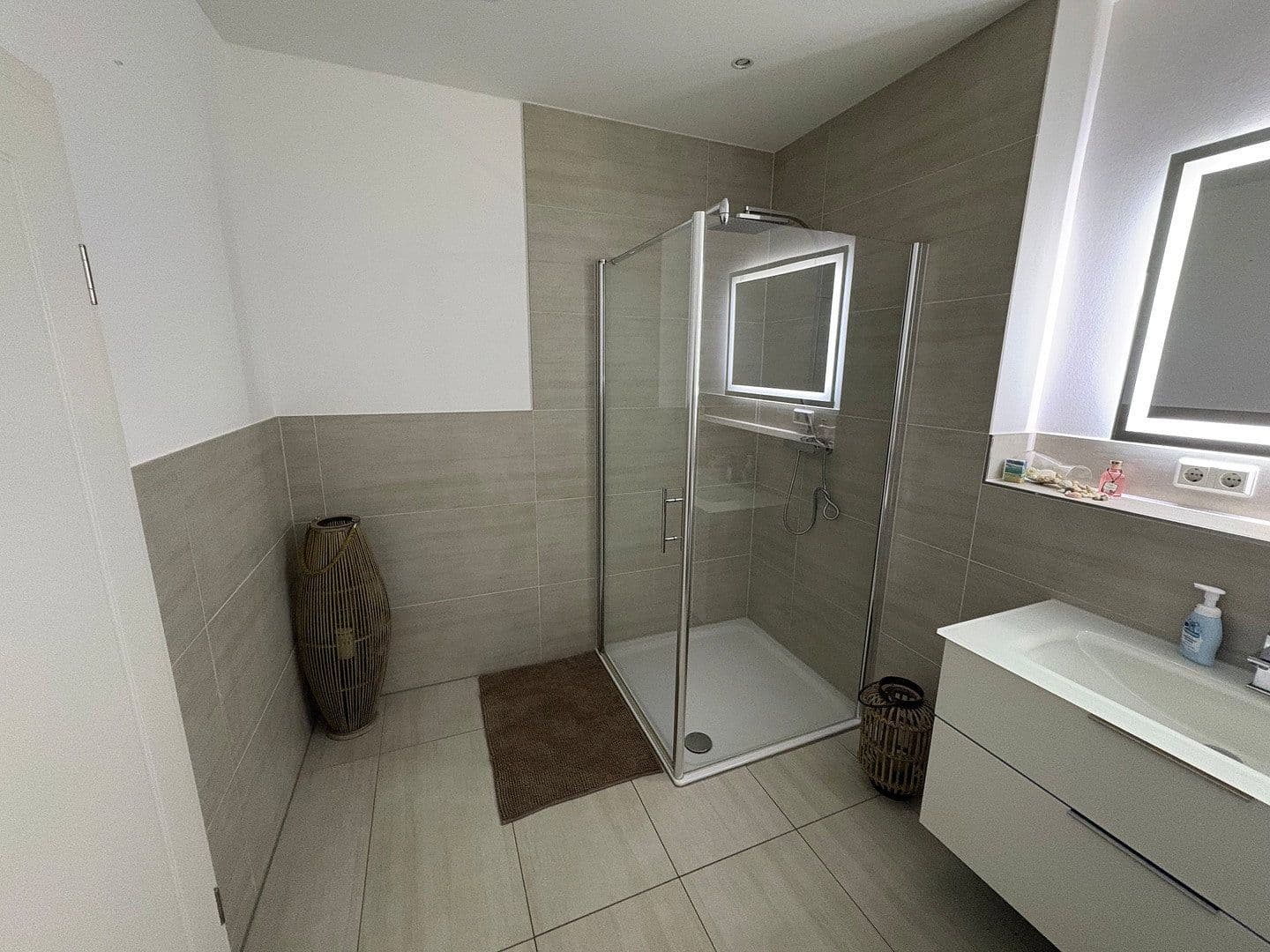 6 bedroom flat to rent, 200 m², Weeze, North Rhine-Westphalia 6 bedroom flat to rent, 200 m², Weeze, North Rhine-Westphalia