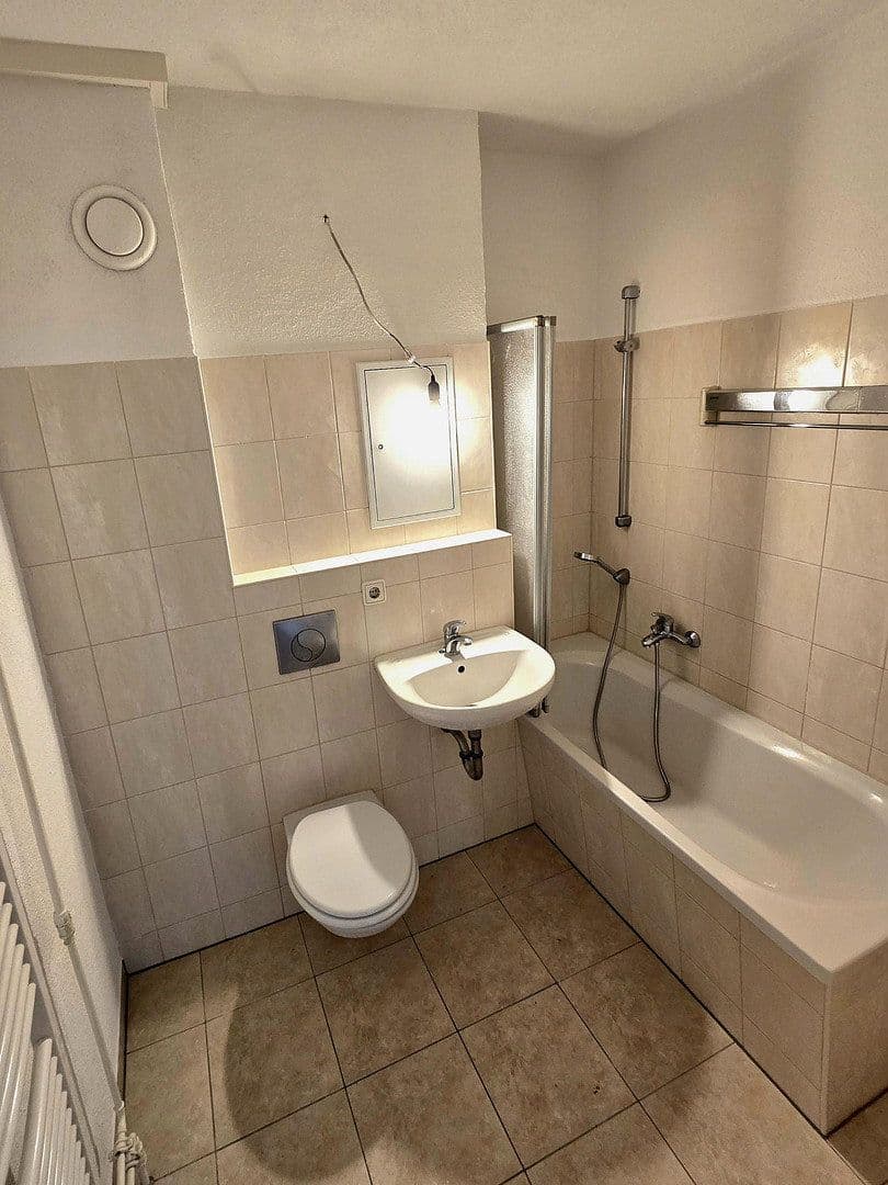 3 bedroom flat to rent, 60 m², Landgraben 8g, Hohenstein-Ernstthal, Saxony 3 bedroom flat to rent, 60 m², Landgraben 8g, Hohenstein-Ernstthal, Saxony