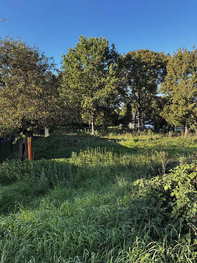 plot for sale, 2,459 m², Im Hock, Hilden, North Rhine-Westphalia plot for sale, 2,459 m², Im Hock, Hilden, North Rhine-Westphalia