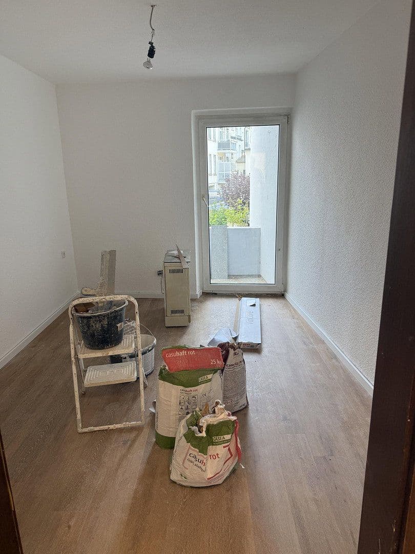 3 bedroom flat to rent, 98 m², Rheinstrasse 16, Solingen, North Rhine-Westphalia 3 bedroom flat to rent, 98 m², Rheinstrasse 16, Solingen, North Rhine-Westphalia