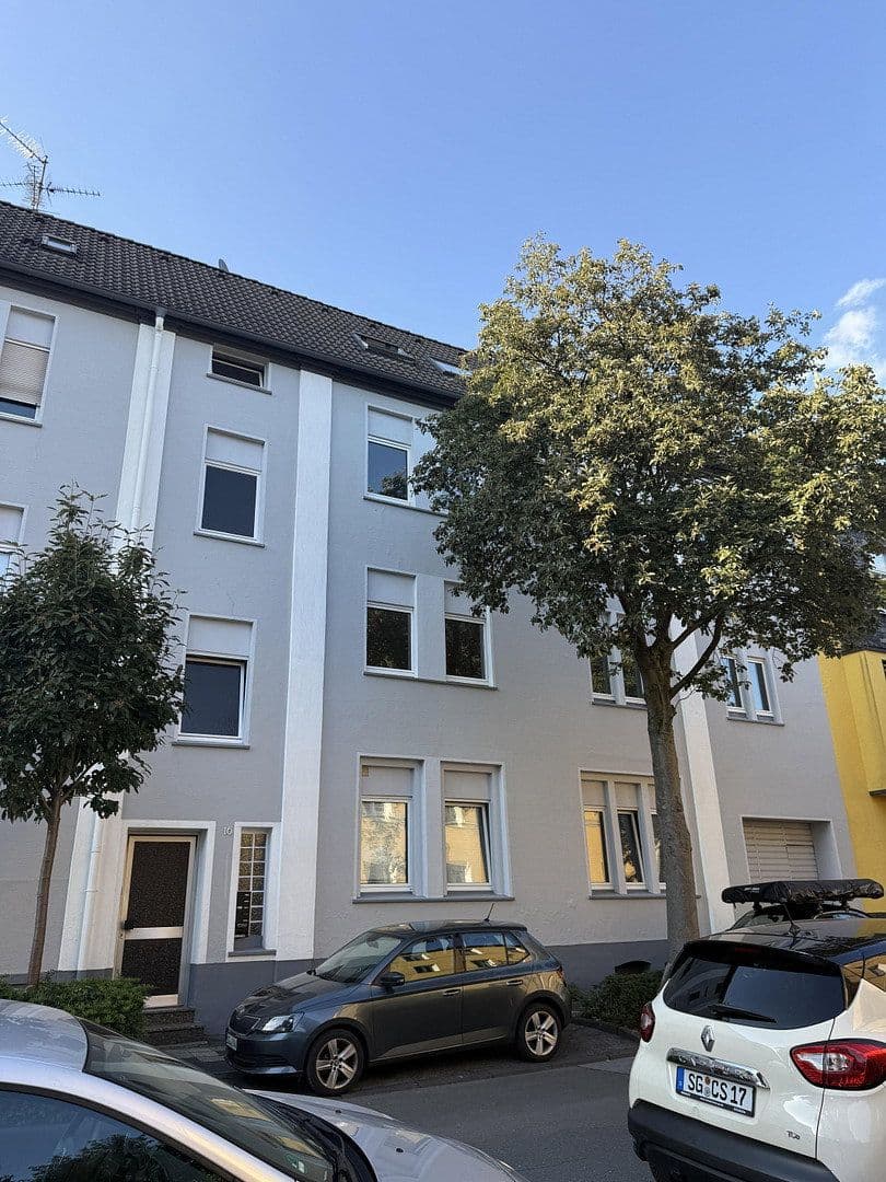 3 bedroom flat to rent, 98 m², Rheinstrasse 16, Solingen, North Rhine-Westphalia 3 bedroom flat to rent, 98 m², Rheinstrasse 16, Solingen, North Rhine-Westphalia