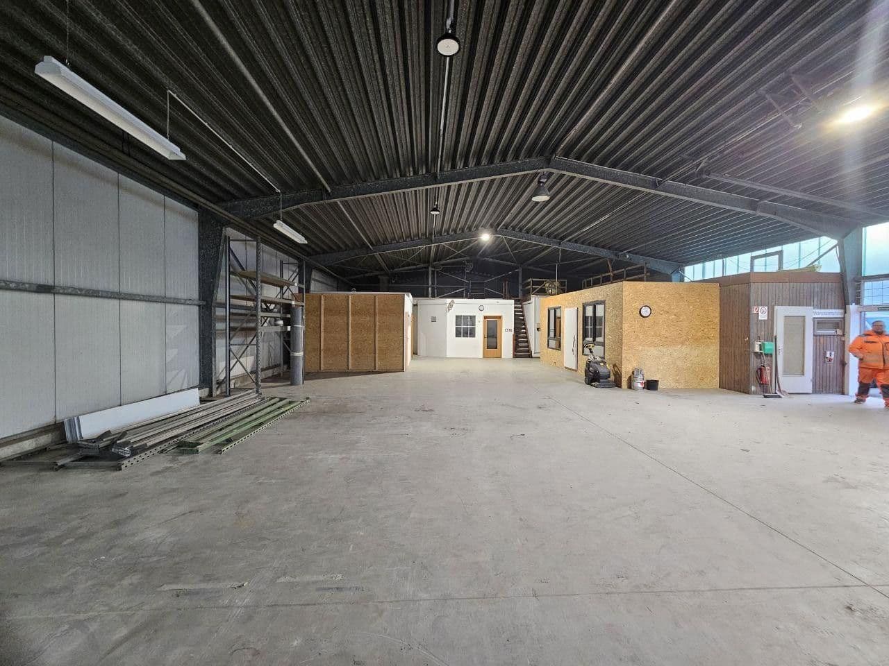 non-residential property to rent, 4,000 m², Tostedt, Lower Saxony non-residential property to rent, 4,000 m², Tostedt, Lower Saxony