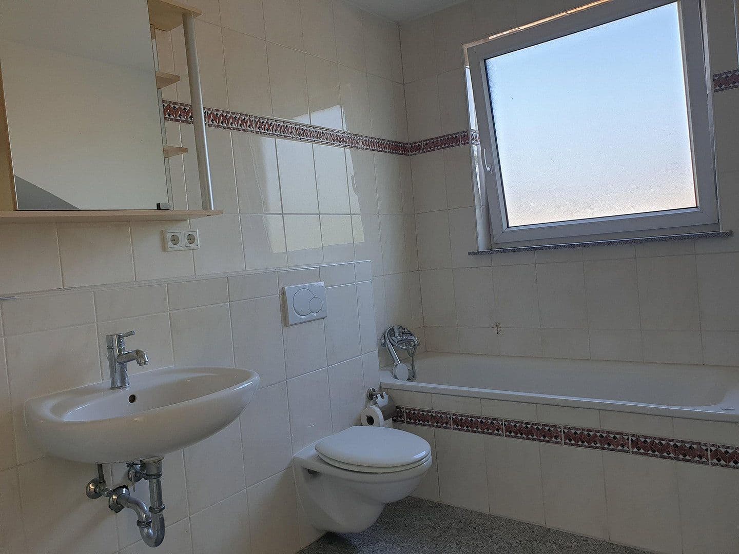 3 bedroom flat for sale, 85 m², Langenfeld (Rheinland), North Rhine-Westphalia 3 bedroom flat for sale, 85 m², Langenfeld (Rheinland), North Rhine-Westphalia