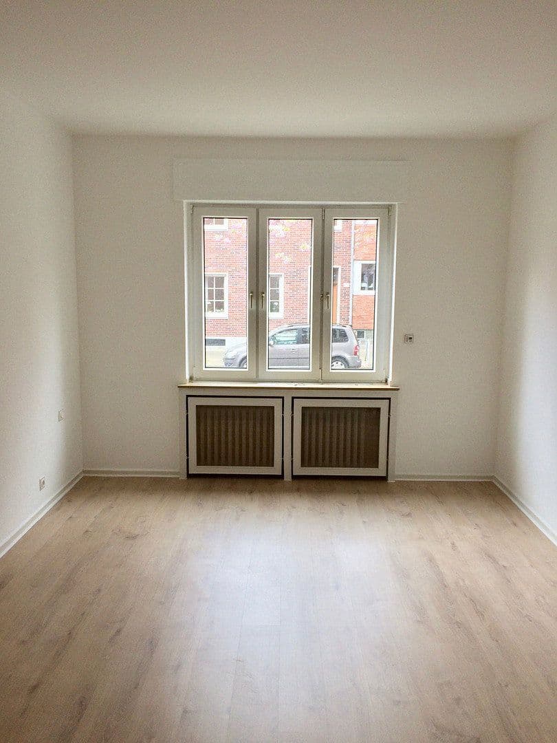 4 bedroom with open-plan kitchen flat to rent, 137 m², Krefeld - Bockum, North Rhine-Westphalia 4 bedroom with open-plan kitchen flat to rent, 137 m², Krefeld - Bockum, North Rhine-Westphalia