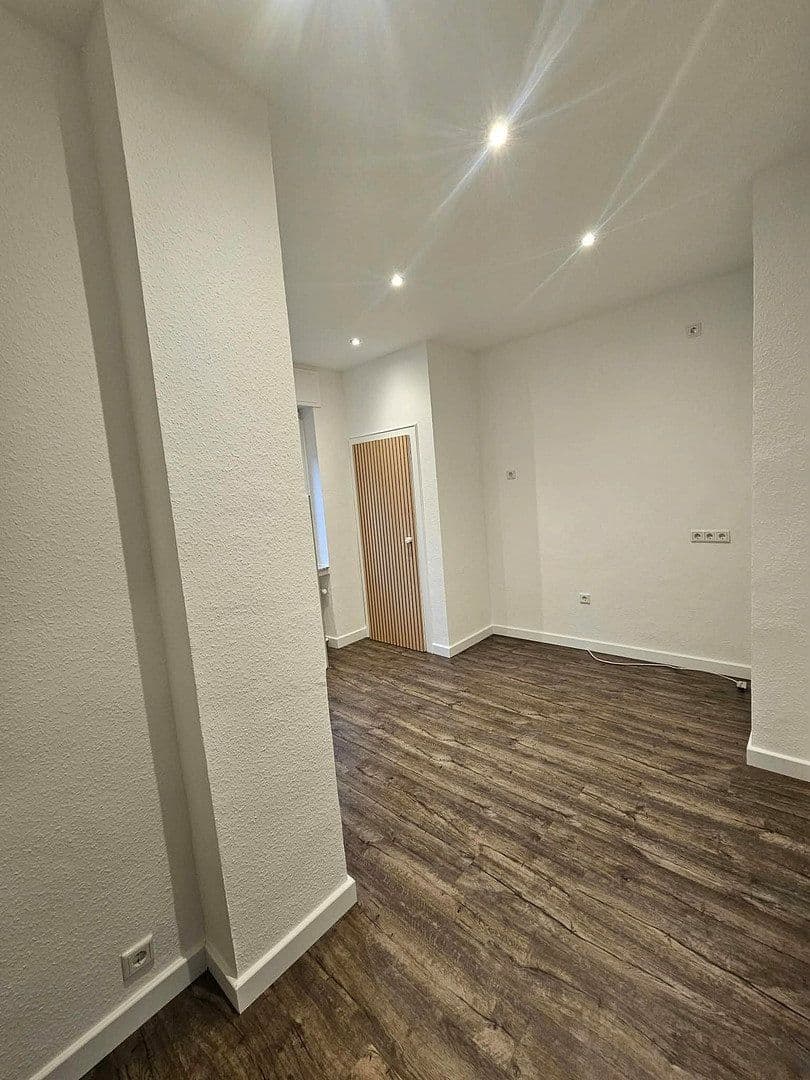 4 bedroom with open-plan kitchen flat to rent, 137 m², Krefeld - Bockum, North Rhine-Westphalia 4 bedroom with open-plan kitchen flat to rent, 137 m², Krefeld - Bockum, North Rhine-Westphalia