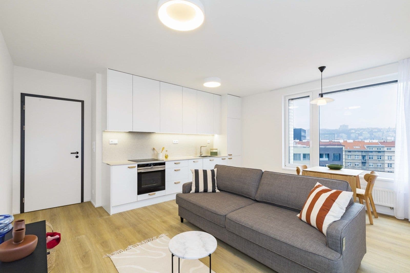 1 bedroom with open-plan kitchen flat to rent, 55 m², U Pergamenky, Prague, Prague 1 bedroom with open-plan kitchen flat to rent, 55 m², U Pergamenky, Prague, Prague