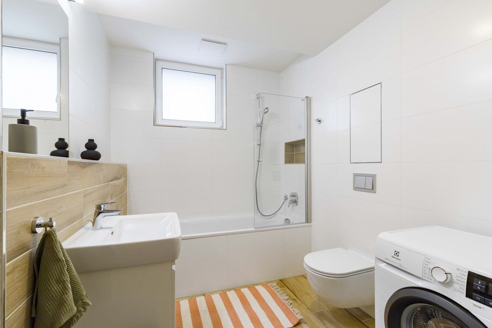1 bedroom with open-plan kitchen flat to rent, 55 m², U Pergamenky, Prague, Prague 1 bedroom with open-plan kitchen flat to rent, 55 m², U Pergamenky, Prague, Prague