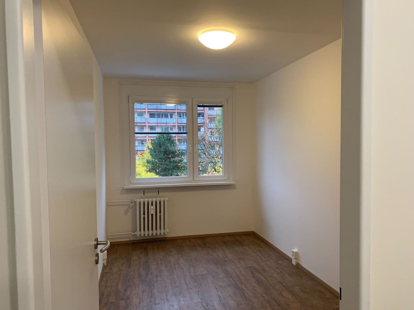2 bedroom with open-plan kitchen flat to rent, 68 m², Nevanova, Prague, Prague 2 bedroom with open-plan kitchen flat to rent, 68 m², Nevanova, Prague, Prague