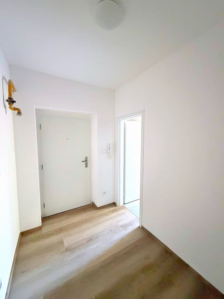 1 bedroom with open-plan kitchen flat for sale, 52 m², Palackého třída, Nymburk, Středočeský Region 1 bedroom with open-plan kitchen flat for sale, 52 m², Palackého třída, Nymburk, Středočeský Region