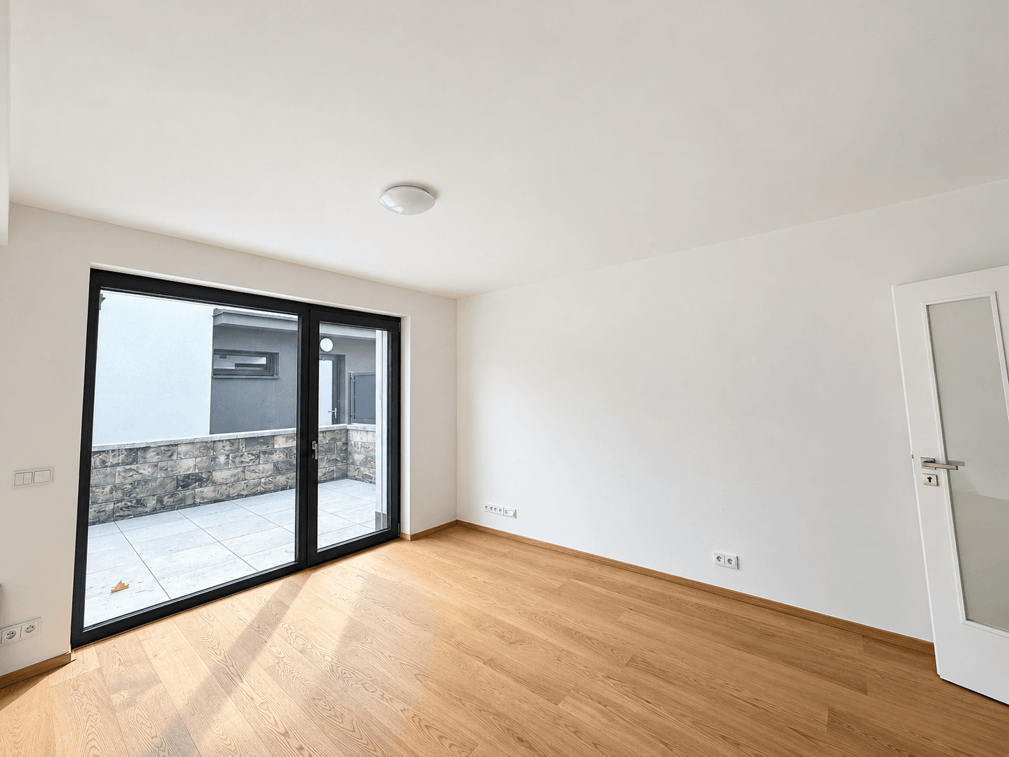 Studio flat to rent, 44 m², Gočárova třída, Hradec Králové, Královéhradecký Region Studio flat to rent, 44 m², Gočárova třída, Hradec Králové, Královéhradecký Region