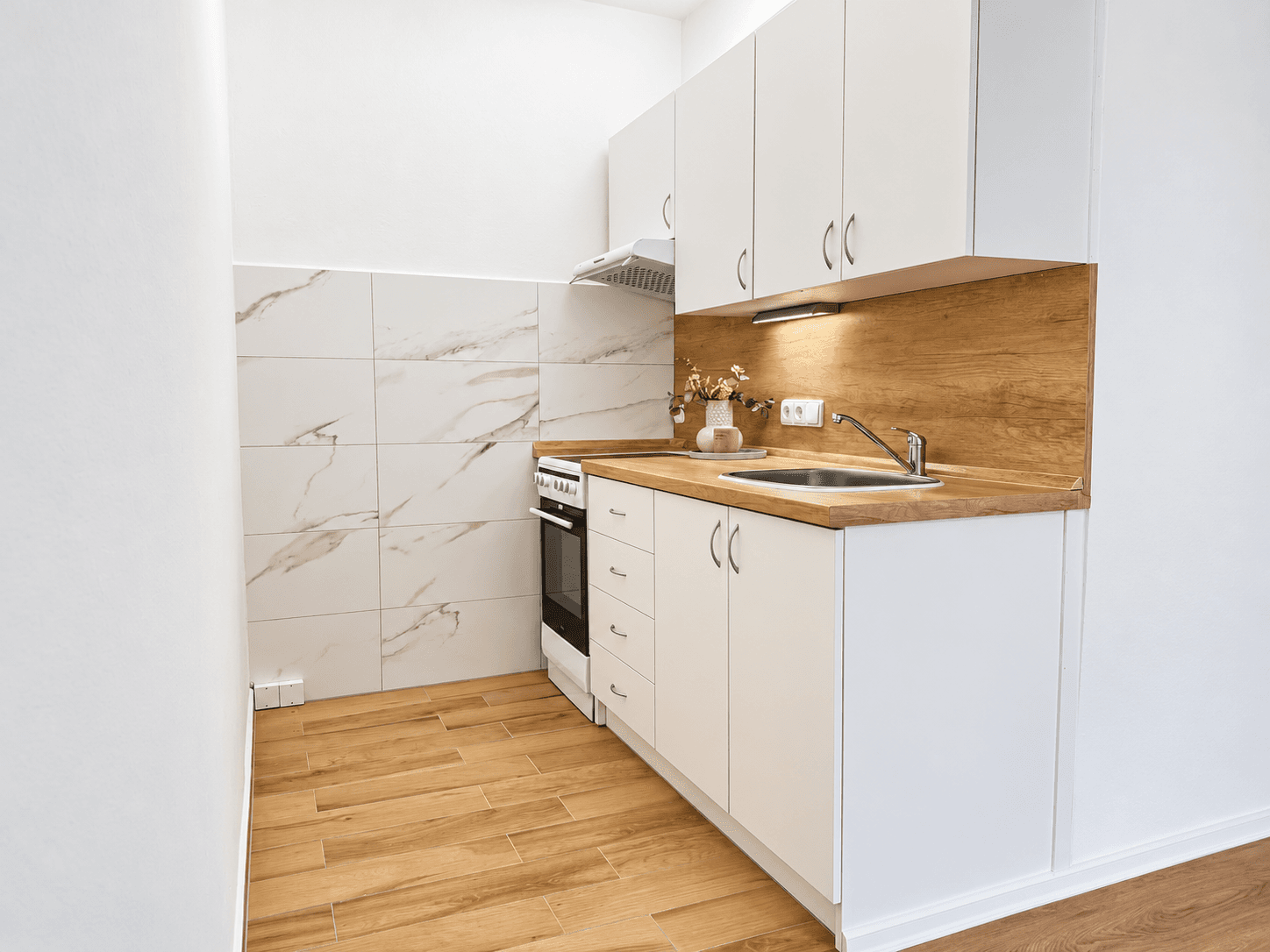 1 bedroom with open-plan kitchen flat to rent, 40 m², Písečná, Žatec, Ústecký Region 1 bedroom with open-plan kitchen flat to rent, 40 m², Písečná, Žatec, Ústecký Region