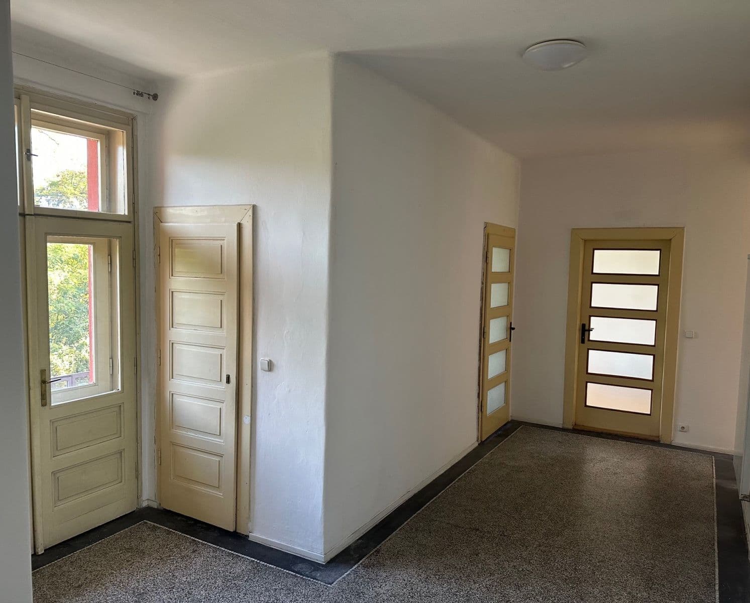 1 bedroom with open-plan kitchen flat to rent, 80 m², U Vody, Prague, Prague 1 bedroom with open-plan kitchen flat to rent, 80 m², U Vody, Prague, Prague