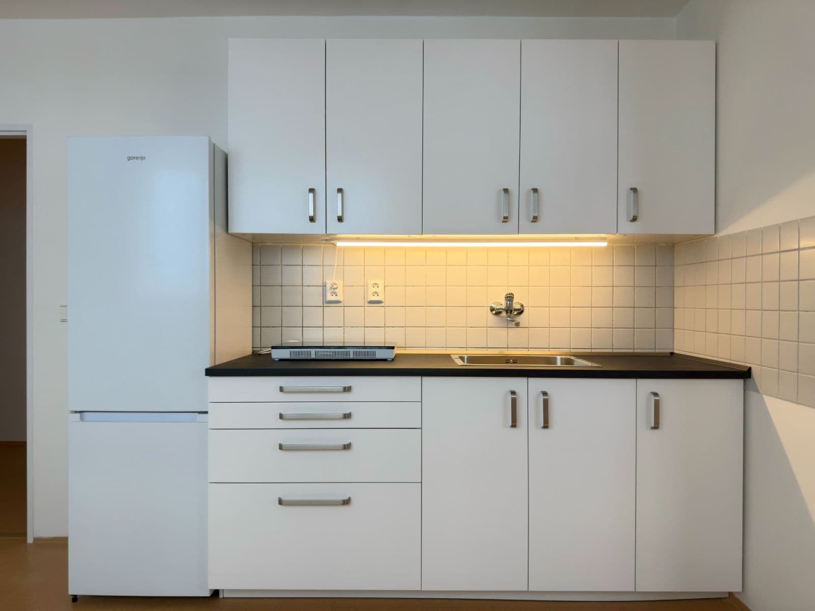 Studio flat to rent, 39 m², Zbynická, Prague, Prague Studio flat to rent, 39 m², Zbynická, Prague, Prague