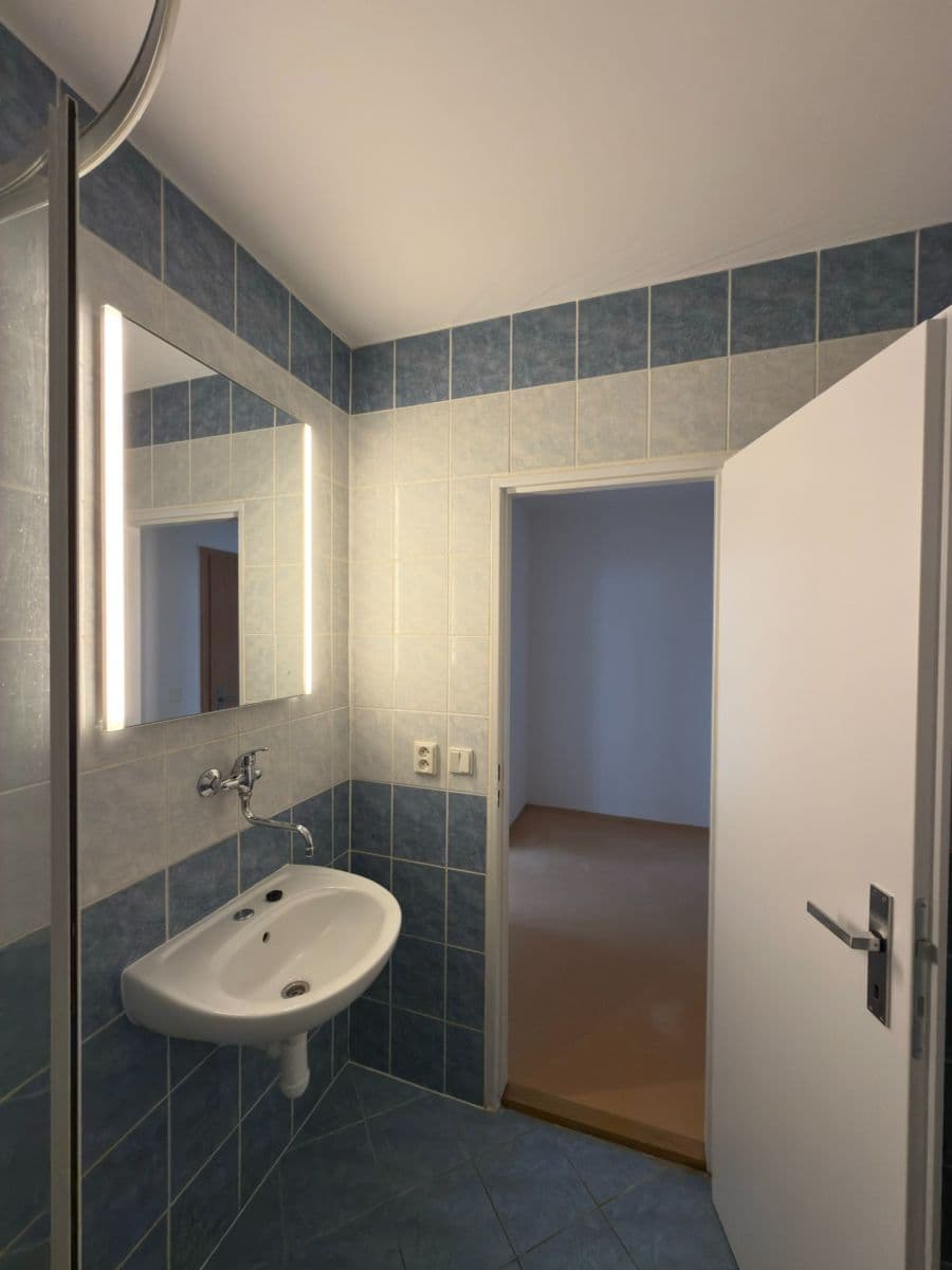 Studio flat to rent, 39 m², Zbynická, Prague, Prague Studio flat to rent, 39 m², Zbynická, Prague, Prague