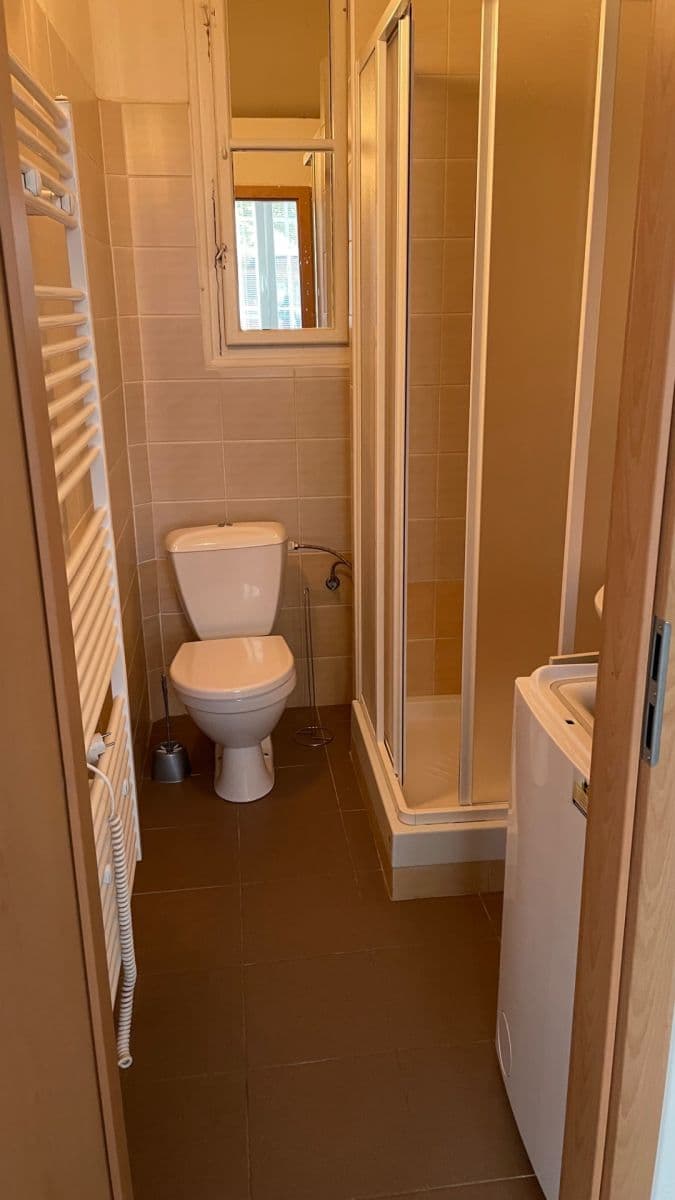 Small studio flat to rent, 24 m², Ostrovského, Prague, Prague Small studio flat to rent, 24 m², Ostrovského, Prague, Prague