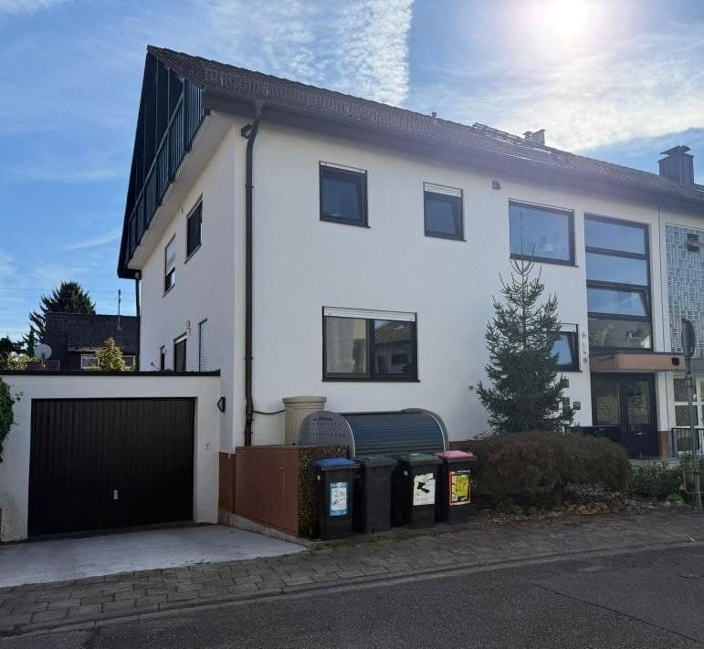 2 bedroom with open-plan kitchen flat to rent, 116 m², Karlsruhe, Baden-Württemberg 2 bedroom with open-plan kitchen flat to rent, 116 m², Karlsruhe, Baden-Württemberg