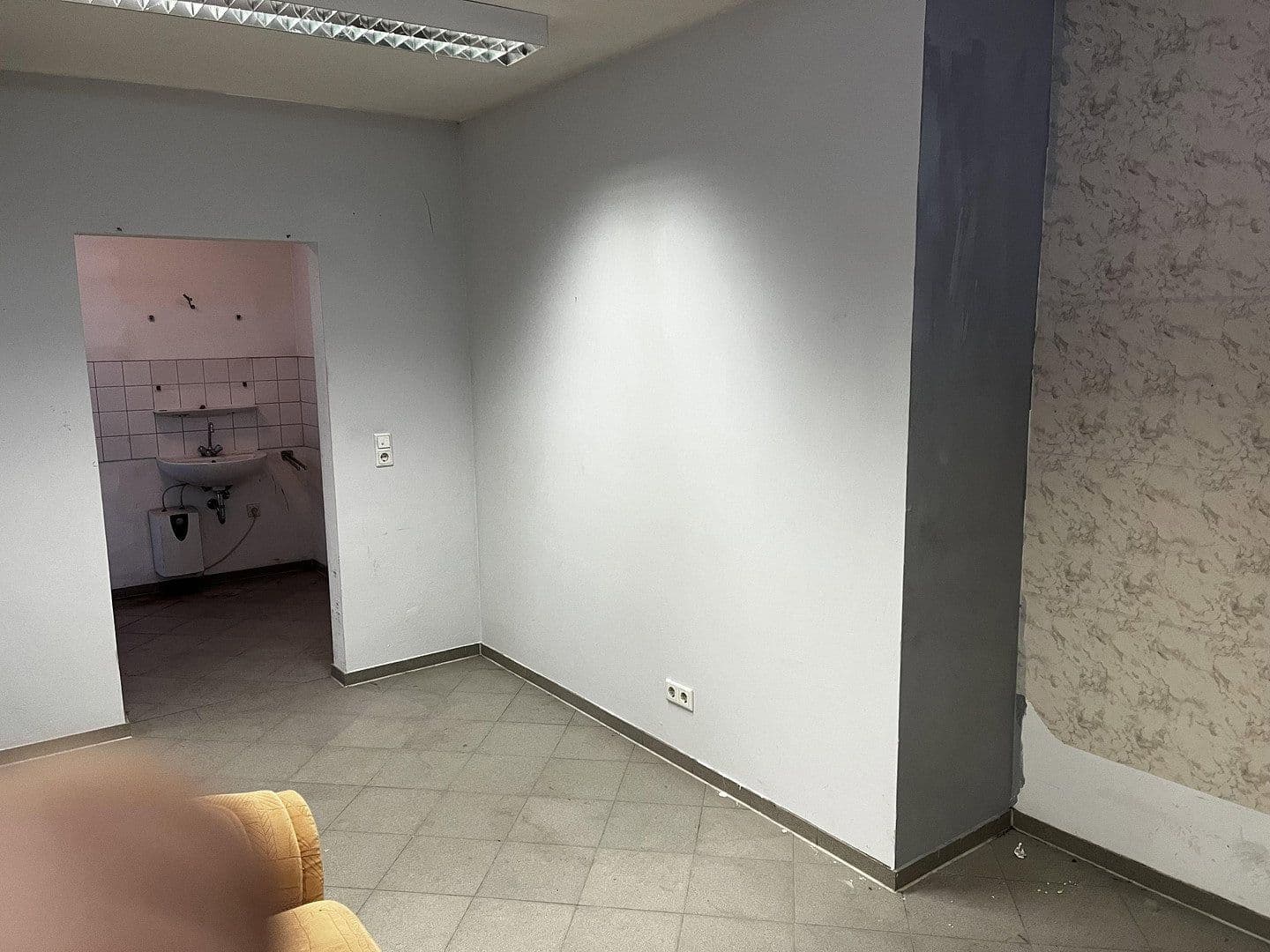 non-residential property to rent, 15 m², Erlanger Str 61, Fürth, Bavaria non-residential property to rent, 15 m², Erlanger Str 61, Fürth, Bavaria