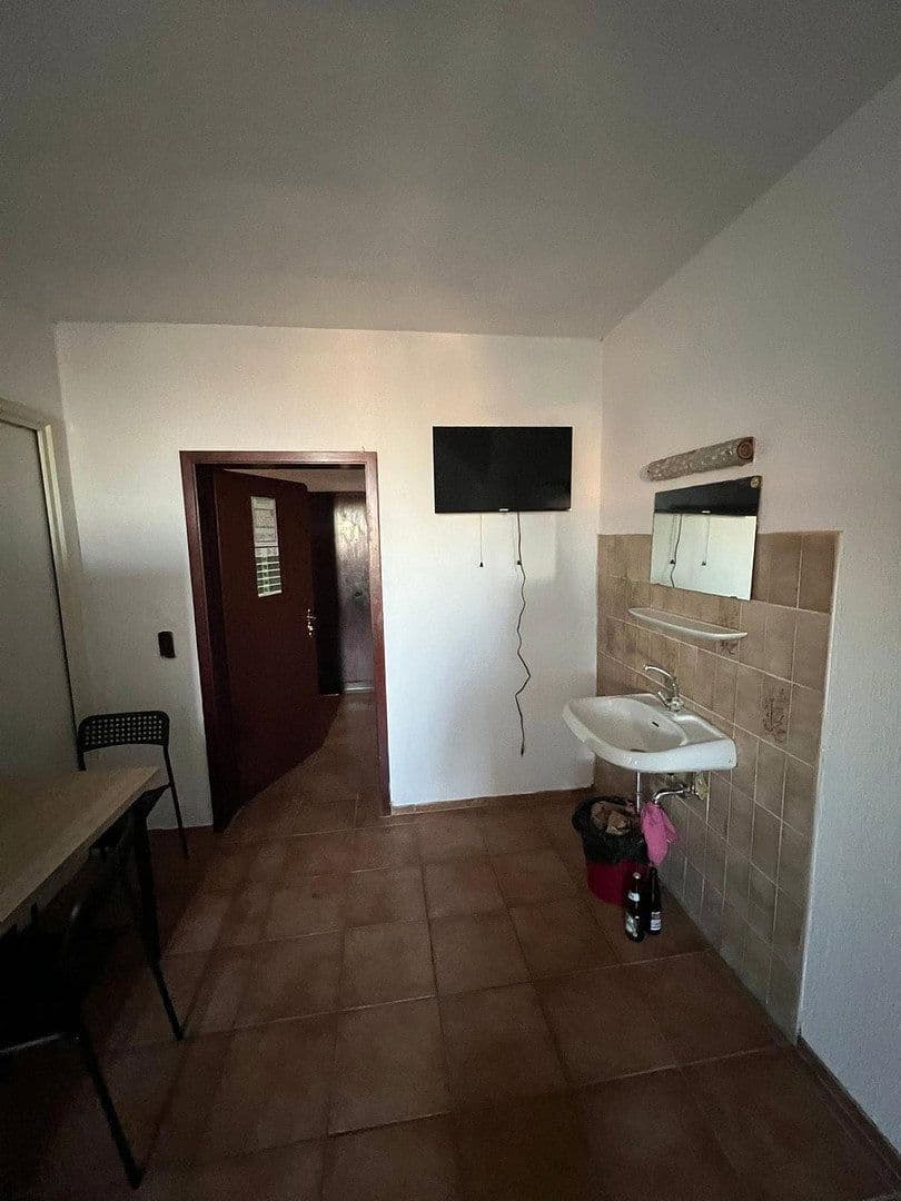 non-residential property to rent, 700 m², Hanau, Hesse non-residential property to rent, 700 m², Hanau, Hesse
