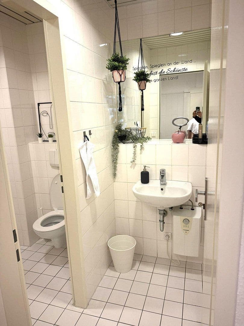 non-residential property to rent, 58 m², Lübecker Strasse 25-27, Schwerin, Mecklenburg-Vorpommern non-residential property to rent, 58 m², Lübecker Strasse 25-27, Schwerin, Mecklenburg-Vorpommern