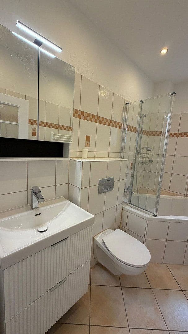 3 bedroom flat for sale, 64 m², Laehrscher Jagdweg 10, Berlin, Berlin 3 bedroom flat for sale, 64 m², Laehrscher Jagdweg 10, Berlin, Berlin