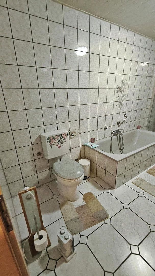 3 bedroom with open-plan kitchen flat for sale, 143 m², Eich, Rhineland-Palatinate 3 bedroom with open-plan kitchen flat for sale, 143 m², Eich, Rhineland-Palatinate