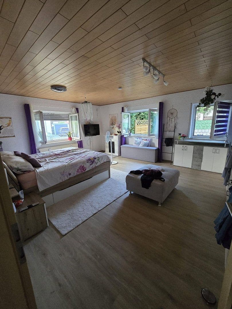3 bedroom with open-plan kitchen flat for sale, 143 m², Eich, Rhineland-Palatinate 3 bedroom with open-plan kitchen flat for sale, 143 m², Eich, Rhineland-Palatinate