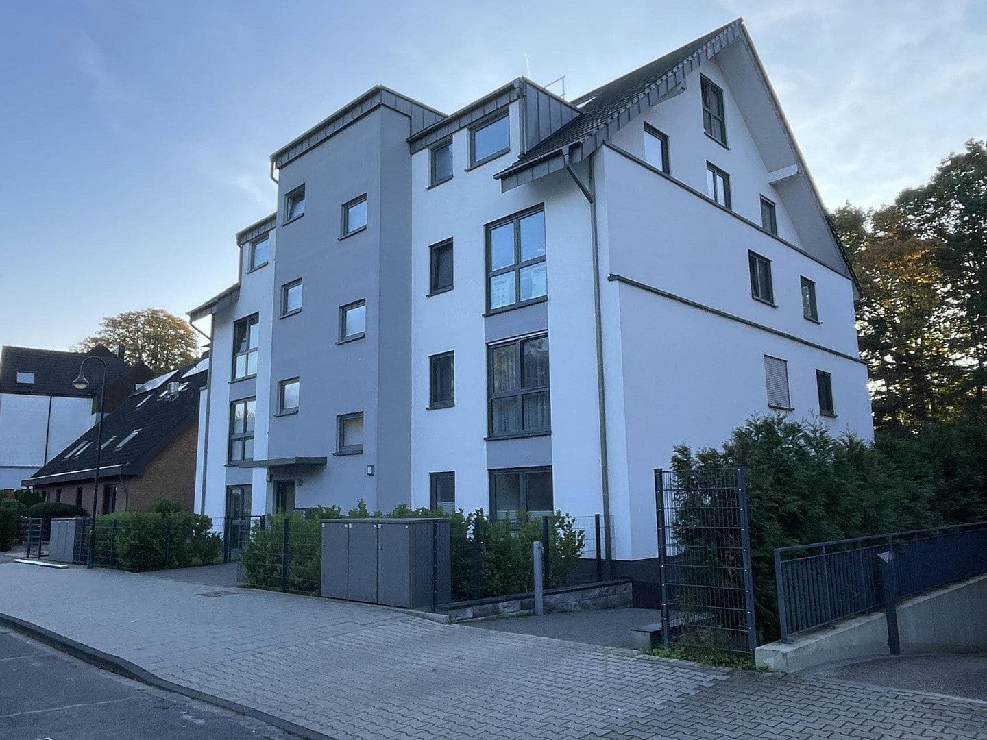 3 bedroom flat to rent, 108 m², Buchenstraße 39, Düsseldorf, North Rhine-Westphalia 3 bedroom flat to rent, 108 m², Buchenstraße 39, Düsseldorf, North Rhine-Westphalia