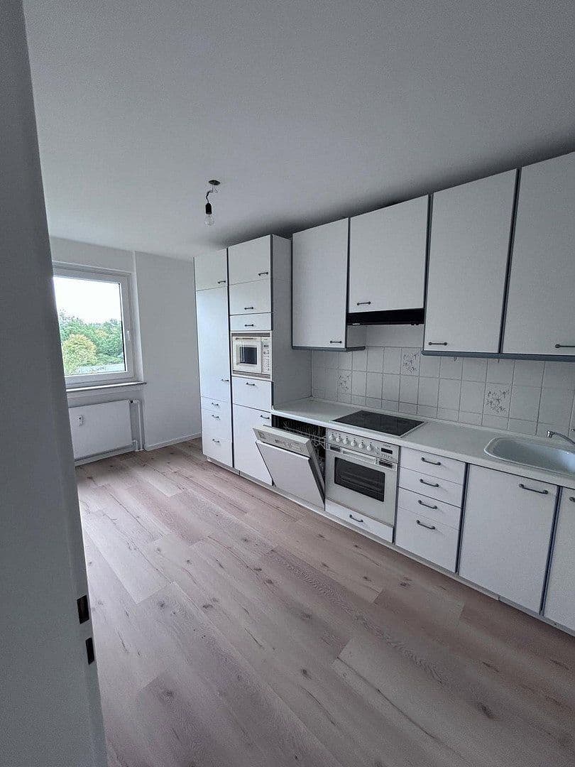 3 bedroom flat to rent, 76 m², Pestalozzistraße 1, Germering, Bavaria 3 bedroom flat to rent, 76 m², Pestalozzistraße 1, Germering, Bavaria