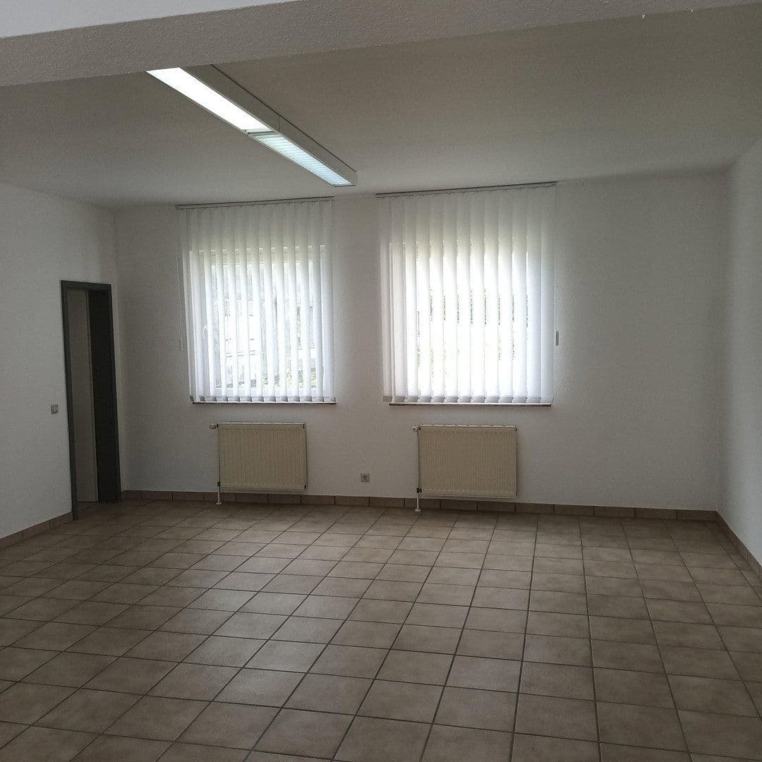 non-residential property to rent, 860 m², Neunkirchen, North Rhine-Westphalia non-residential property to rent, 860 m², Neunkirchen, North Rhine-Westphalia