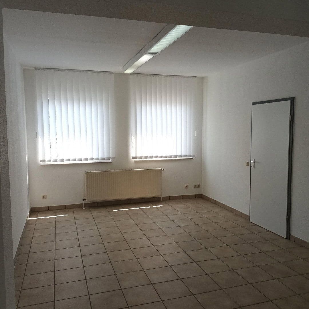 non-residential property to rent, 860 m², Neunkirchen, North Rhine-Westphalia non-residential property to rent, 860 m², Neunkirchen, North Rhine-Westphalia