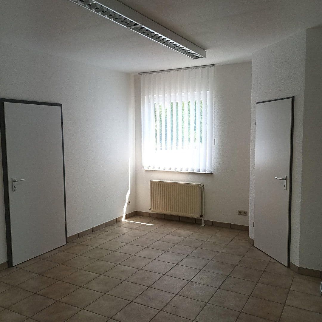 non-residential property to rent, 860 m², Neunkirchen, North Rhine-Westphalia non-residential property to rent, 860 m², Neunkirchen, North Rhine-Westphalia