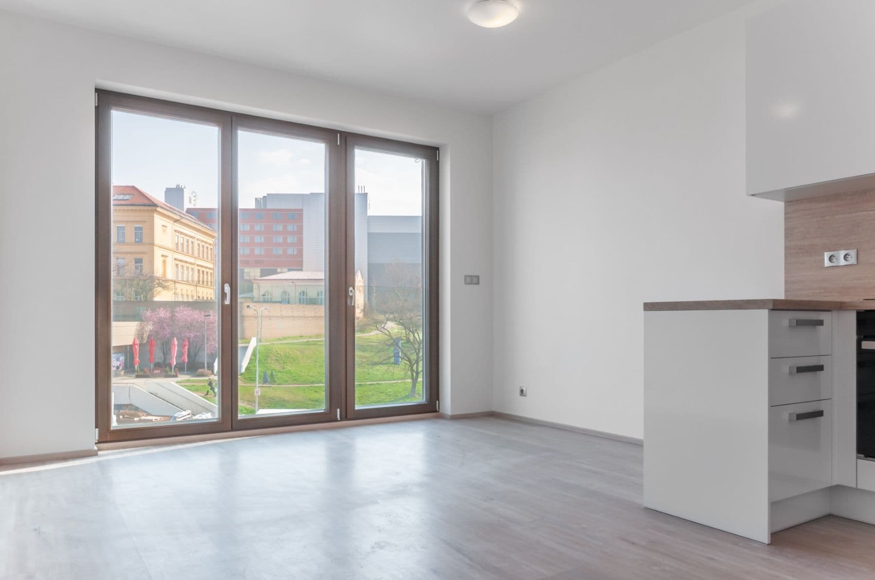 Studio flat to rent, 28 m², Bassova, Prague, Prague Studio flat to rent, 28 m², Bassova, Prague, Prague