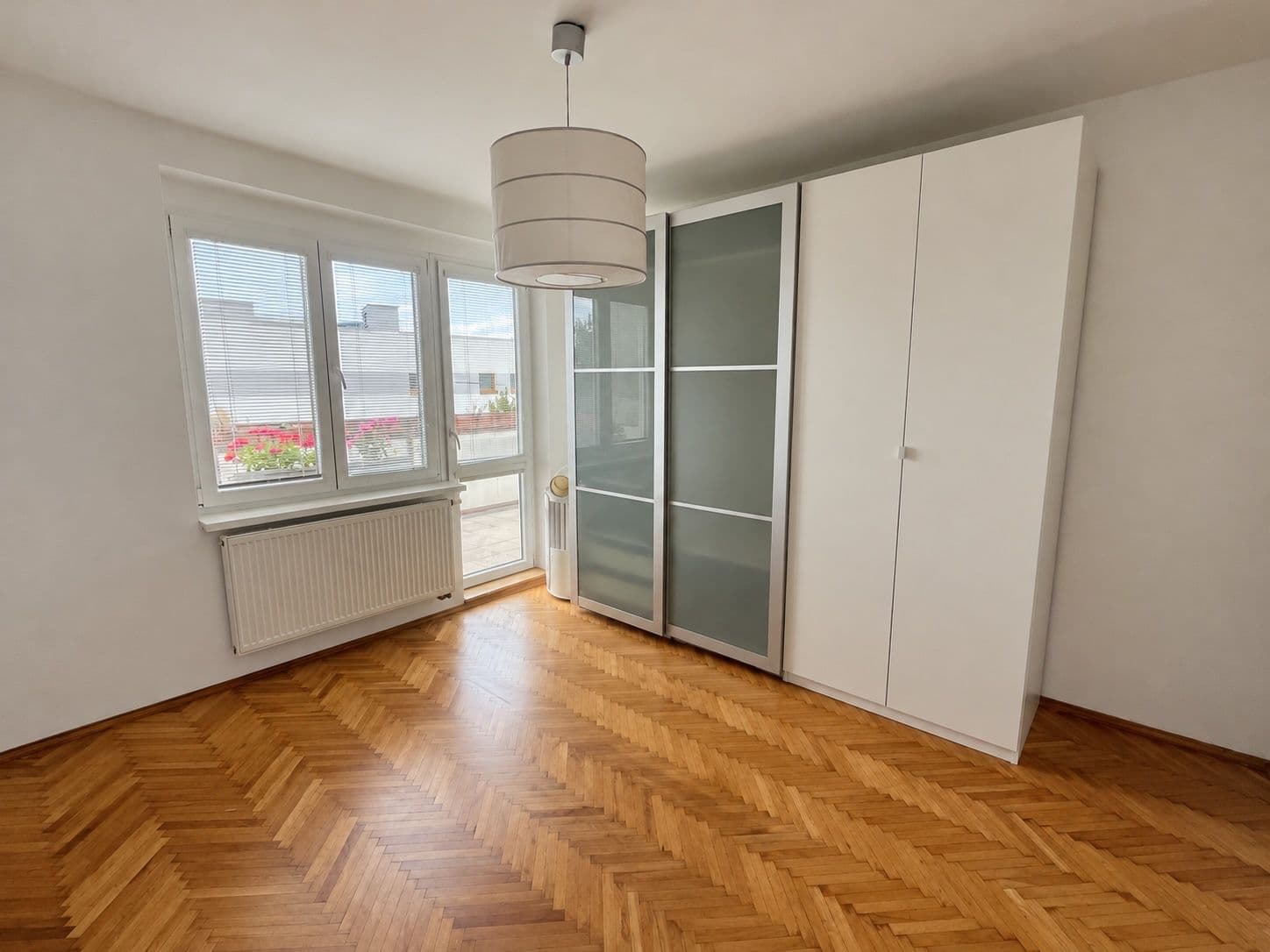 2 bedroom with open-plan kitchen flat to rent, 70 m², Zdaru, Prague, Prague 2 bedroom with open-plan kitchen flat to rent, 70 m², Zdaru, Prague, Prague