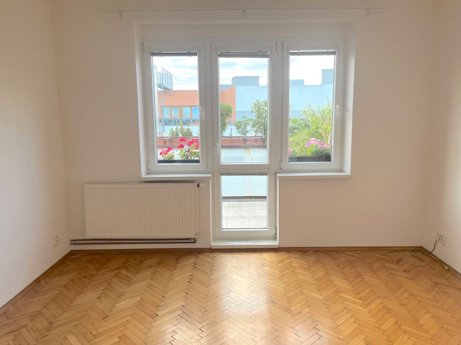 2 bedroom with open-plan kitchen flat to rent, 70 m², Zdaru, Prague, Prague 2 bedroom with open-plan kitchen flat to rent, 70 m², Zdaru, Prague, Prague