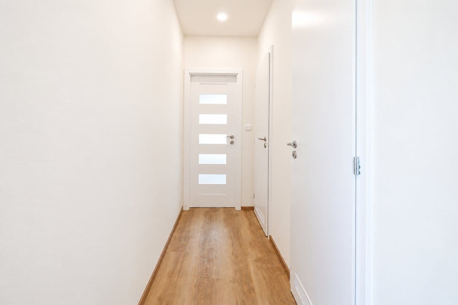 3 bedroom flat to rent, 78 m², Voskovcova, Prague, Prague 3 bedroom flat to rent, 78 m², Voskovcova, Prague, Prague