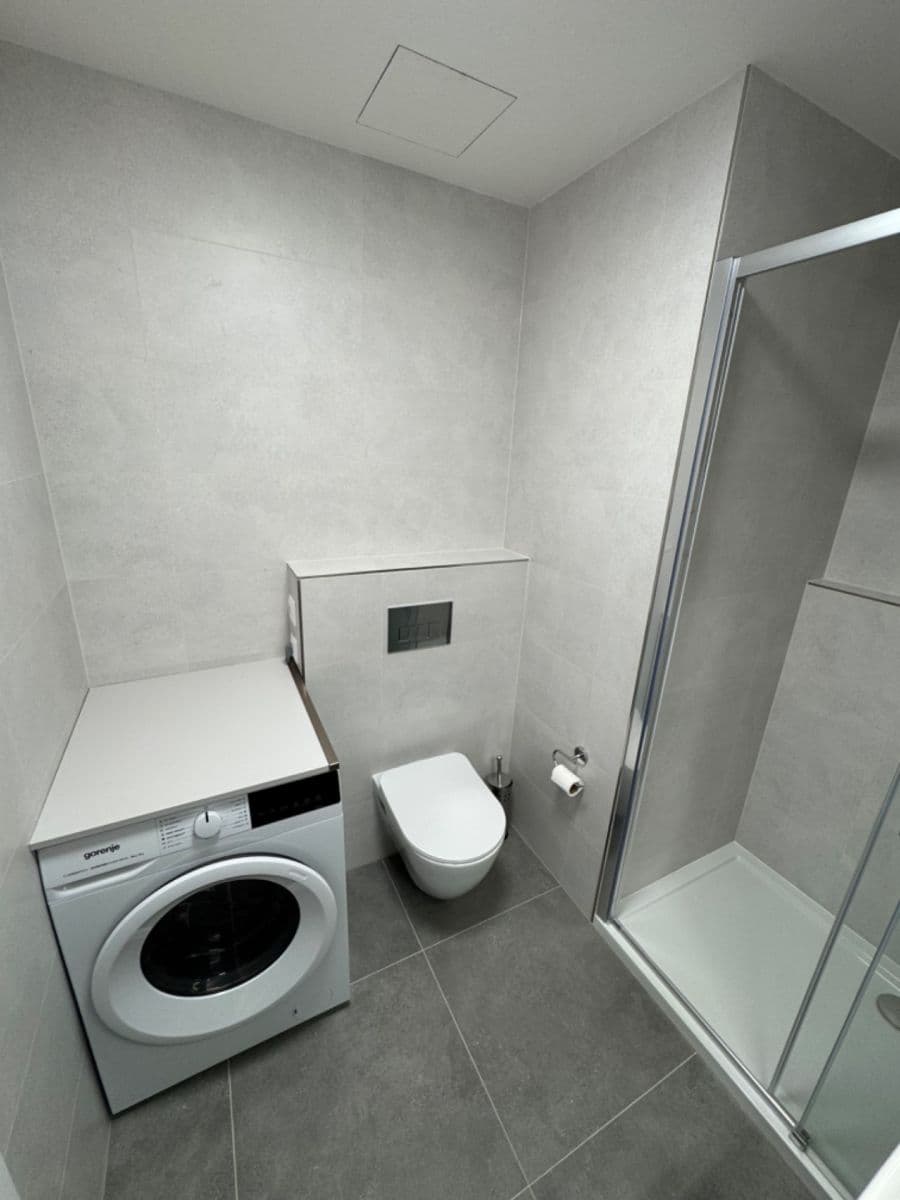 Studio flat to rent, 29 m², Ocelářská, Prague, Prague Studio flat to rent, 29 m², Ocelářská, Prague, Prague